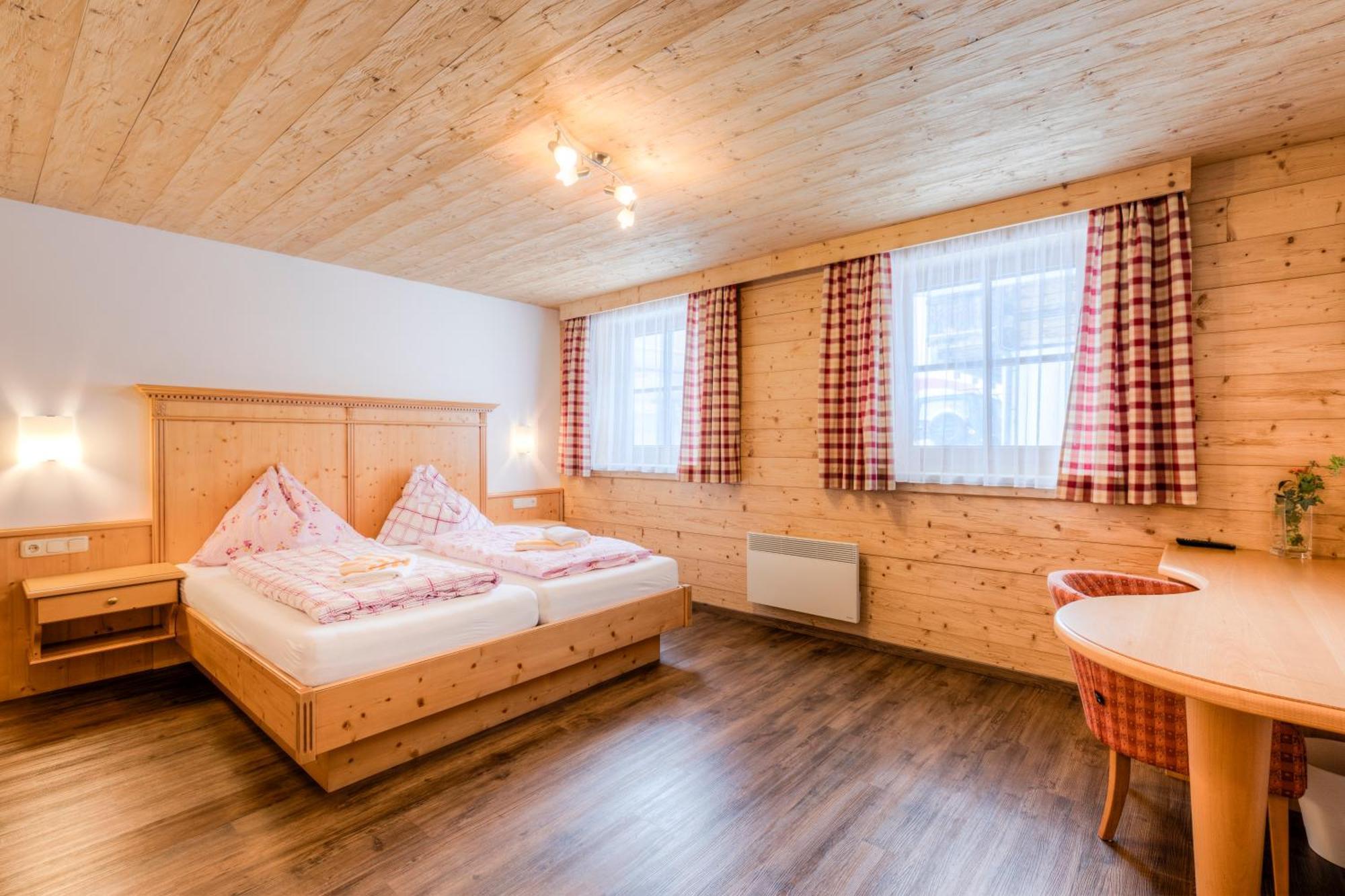 Schmiedlehenalm Apartment โอเบอร์เทาเอิร์น ภายนอก รูปภาพ